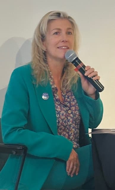 Valérie Tanghe op podium